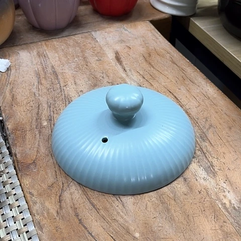 微瑕,不能明火,口径15.8蓝色一个