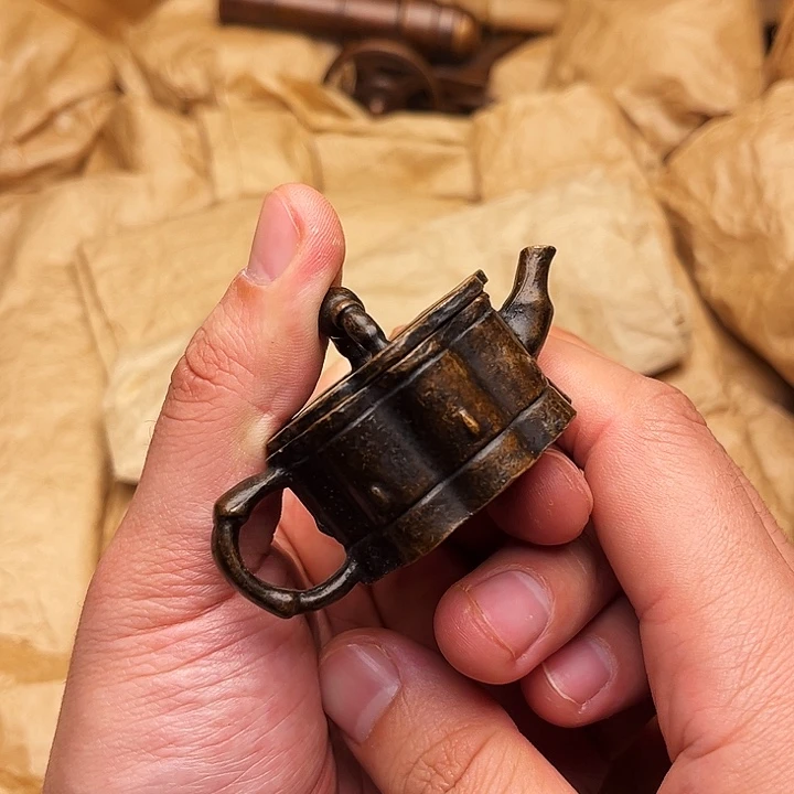 精美铜器做工精湛