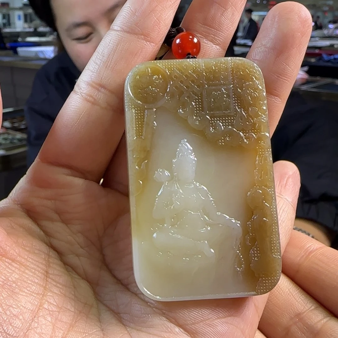 颈饰未镶嵌和田玉家****）