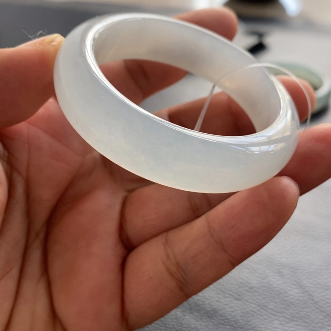 翡翠未镶嵌手镯（贵妃镯）天然翡翠手镯