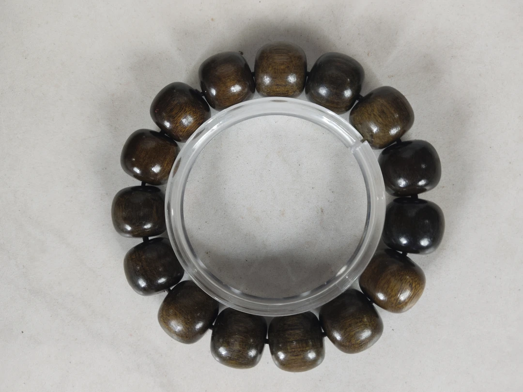 H170 乌金金丝楠1.6cm老型珠手串