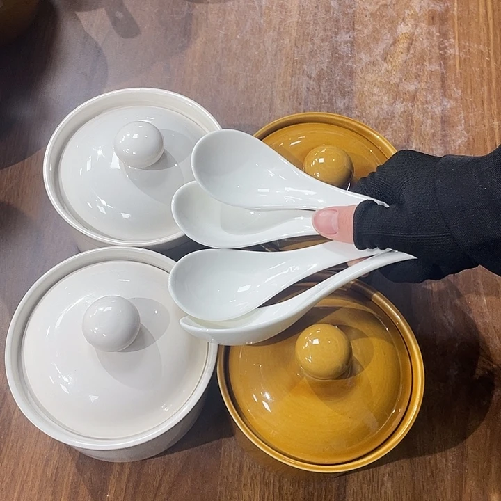 白瓷餐盘餐哦餐盘