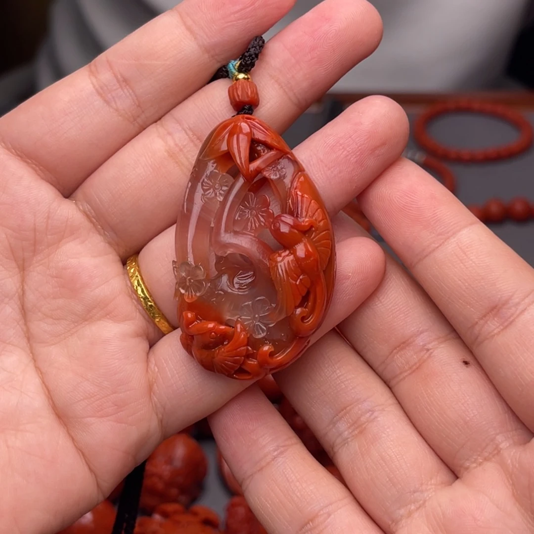 未镶嵌配饰南红玛瑙