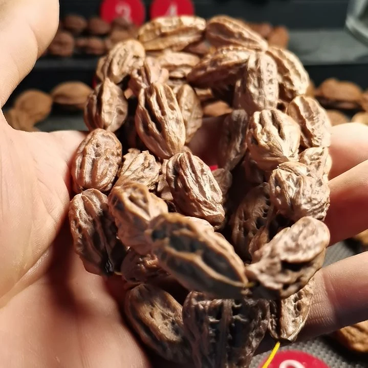 文玩核桃吊坠东北秋子异型核桃27