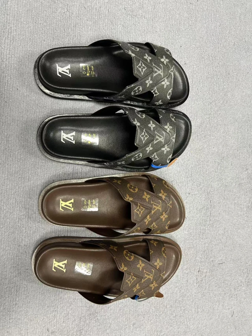 99新 LouisVuitton/路易威登 99新/路易威登/LV男士休闲老花拖鞋