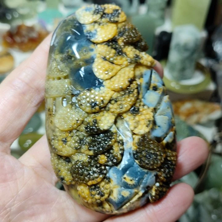 岫玉未镶嵌手把件