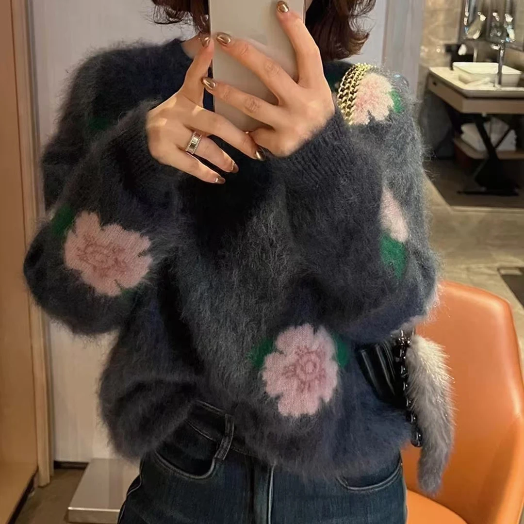 2306 圆领花朵印花针织衫女秋冬新款慵懒宽松长袖