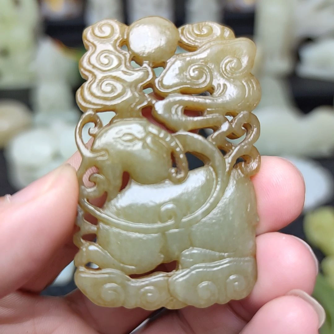 和田玉挂件未镶嵌