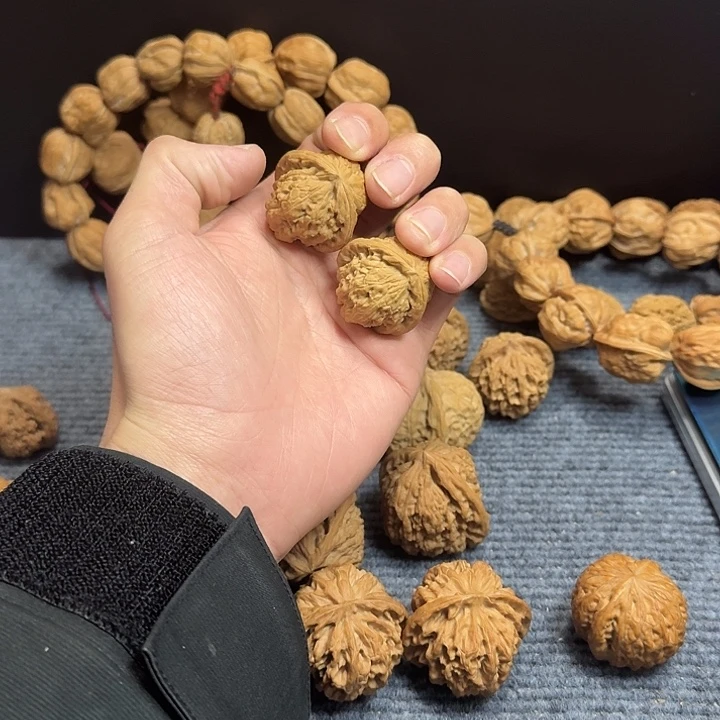 文玩核桃把件球白全品34尺手捻