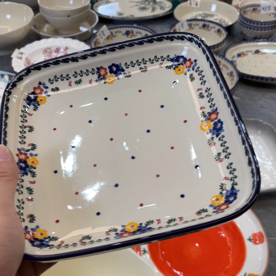 多***菜陶瓷微瑕餐具介意勿拍，满18飞！