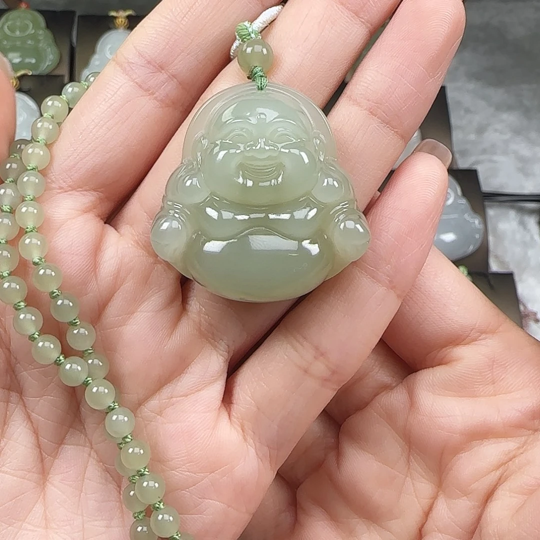 和田玉未镶嵌吊坠(赠链)