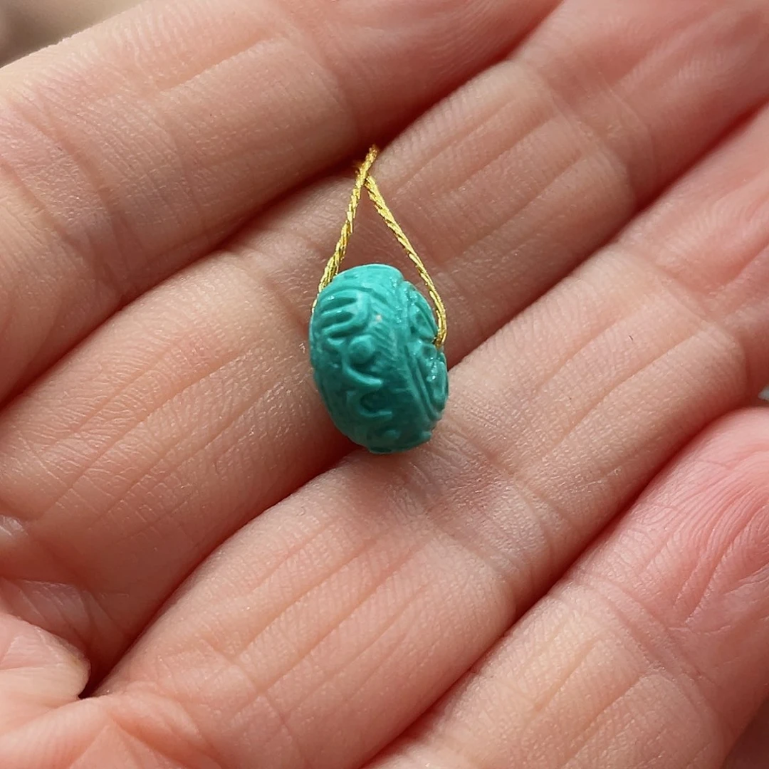 绿松石颈饰未镶嵌