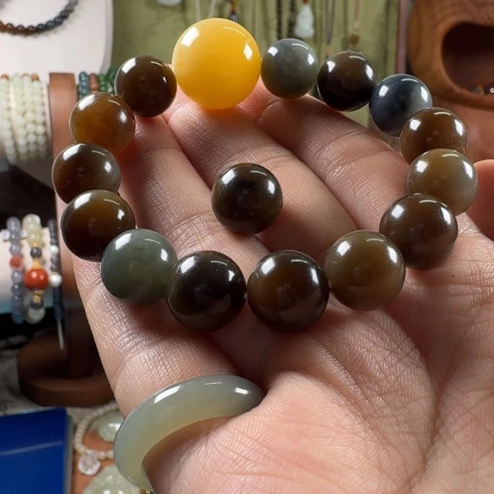 和田玉（糖玉）未镶嵌手链楼兰搭蜡