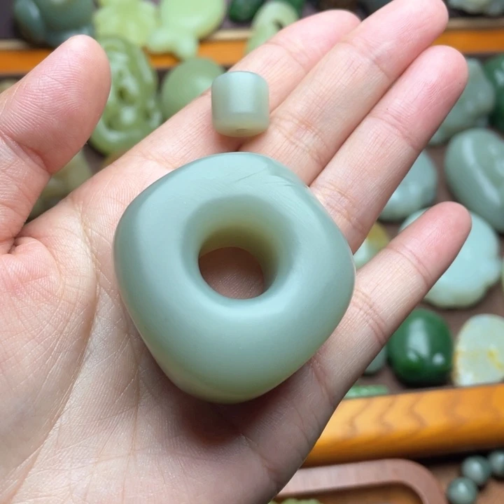 【闪购商品】颈饰未镶嵌和田玉迷**林