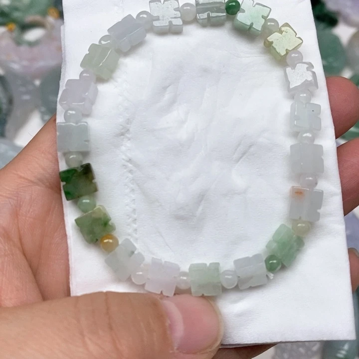 翡翠未镶嵌颈饰天然缅甸翡翠