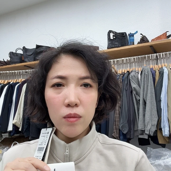 丹***香羊羔毛这就是所谓一群小鲜