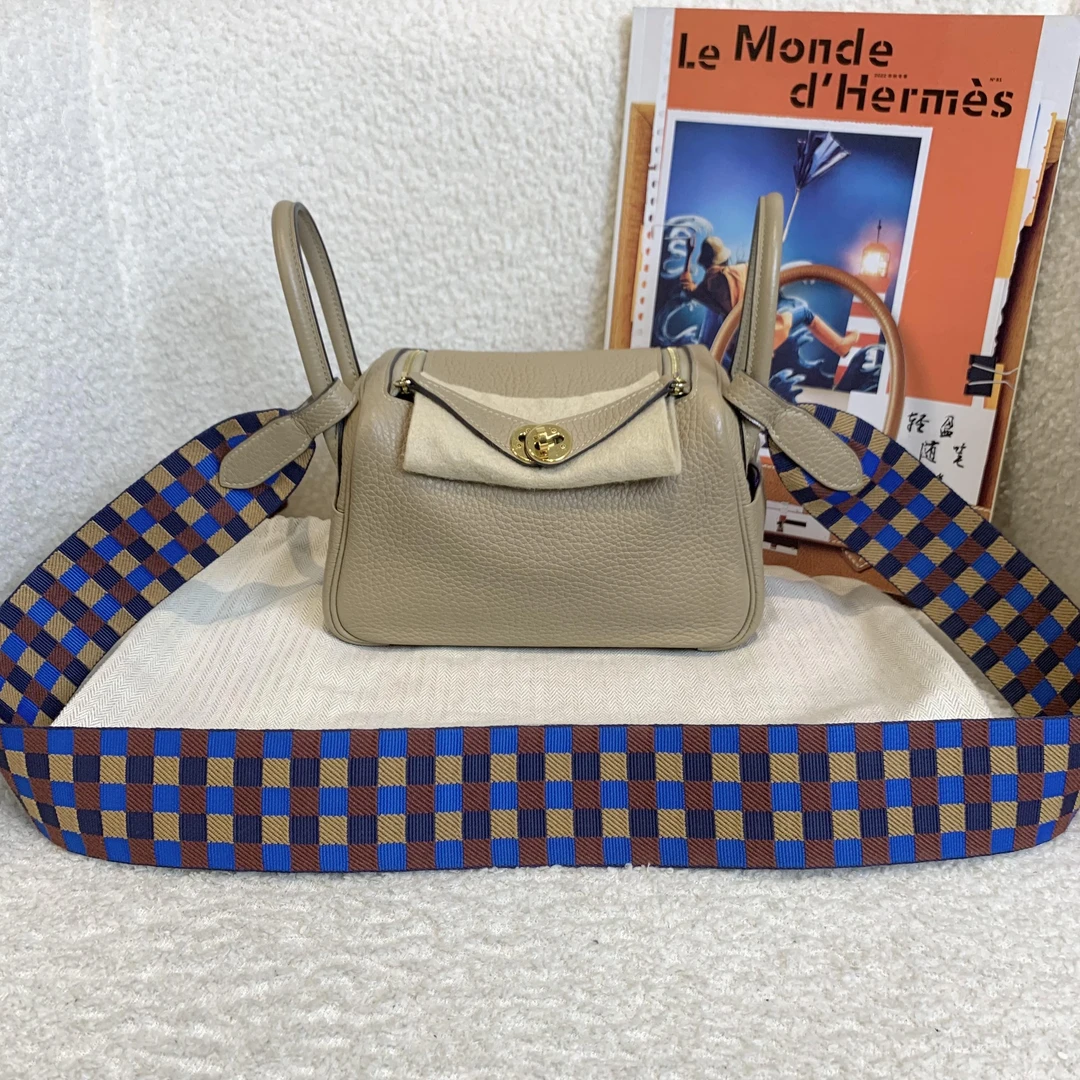 99新 Hermes/爱马仕 su壹臻/风衣灰金扣mini lindy u刻79179384