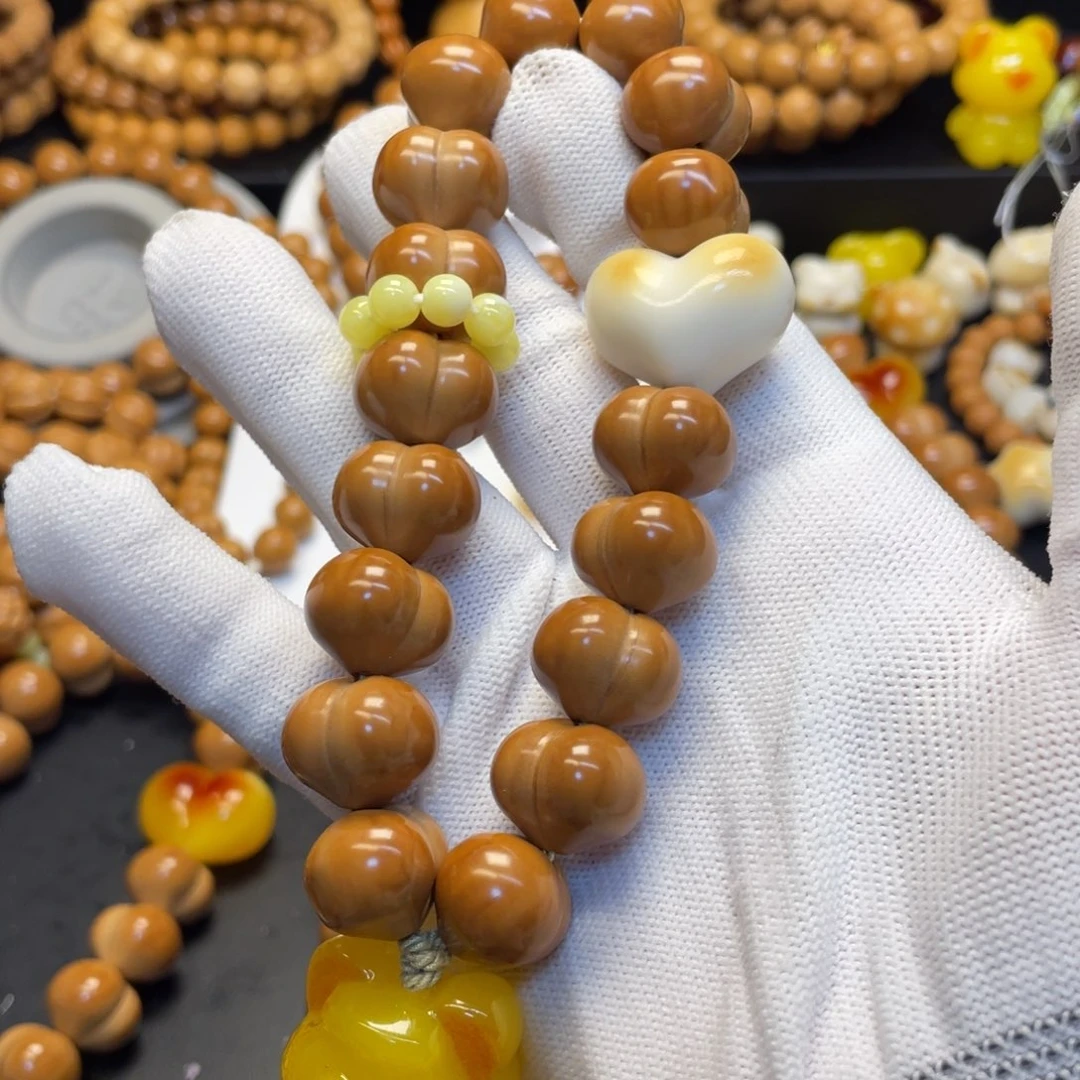 吊坠猴头核桃全品屁桃