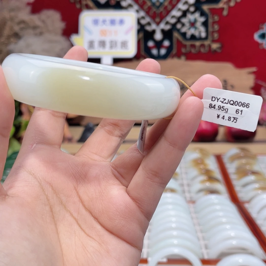未镶嵌手镯和田玉新疆和田玉白玉宽版手镯