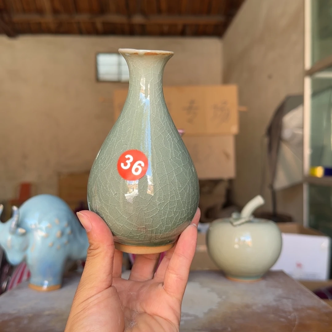 摆件郑家钧瓷摆件微瑕