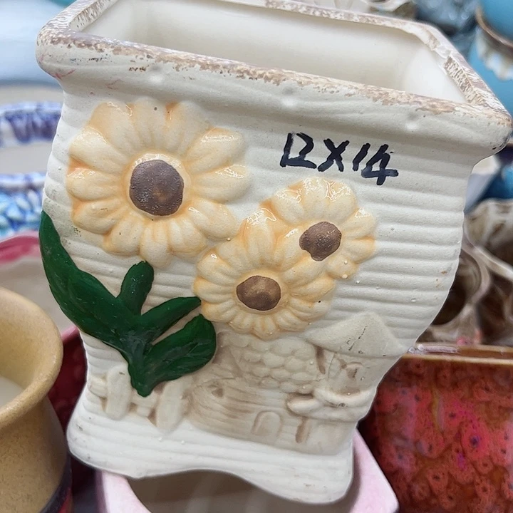 多肉绿植陶瓷花盆9.9包邮，有孔