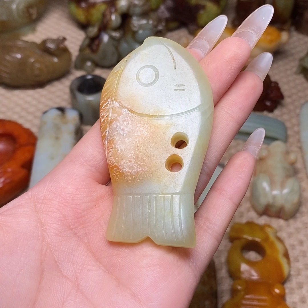 未镶嵌蛇纹石玉颈饰