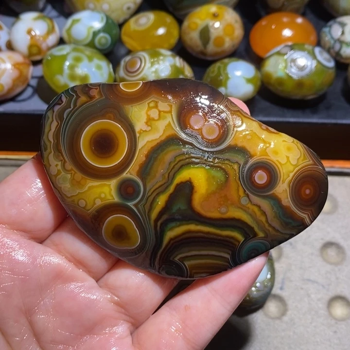 玛瑙/玉髓未镶嵌珠宝半成品