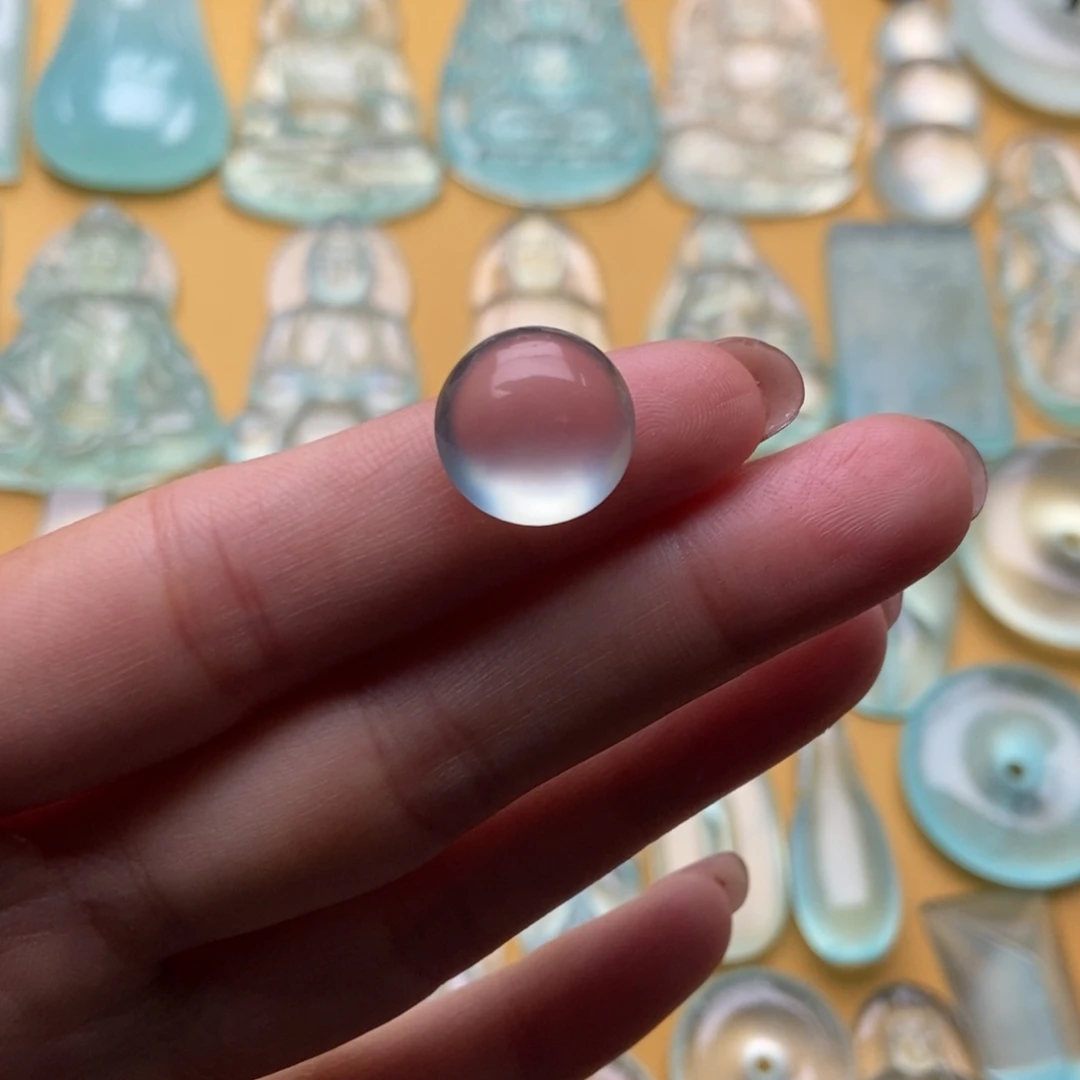 未镶嵌蛇纹石玉颈饰蛋面