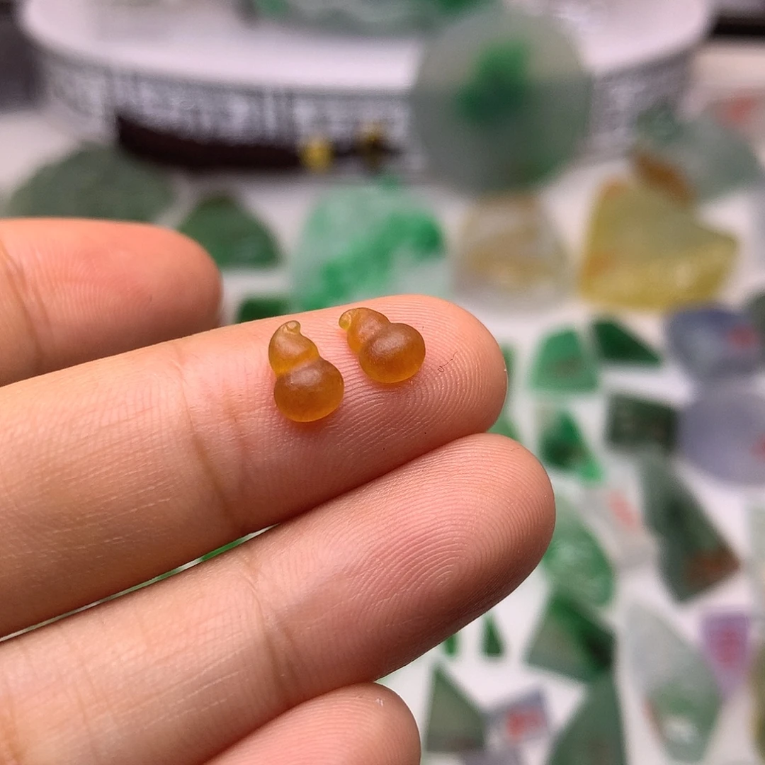 定制翡翠未镶嵌天然翡翠定制