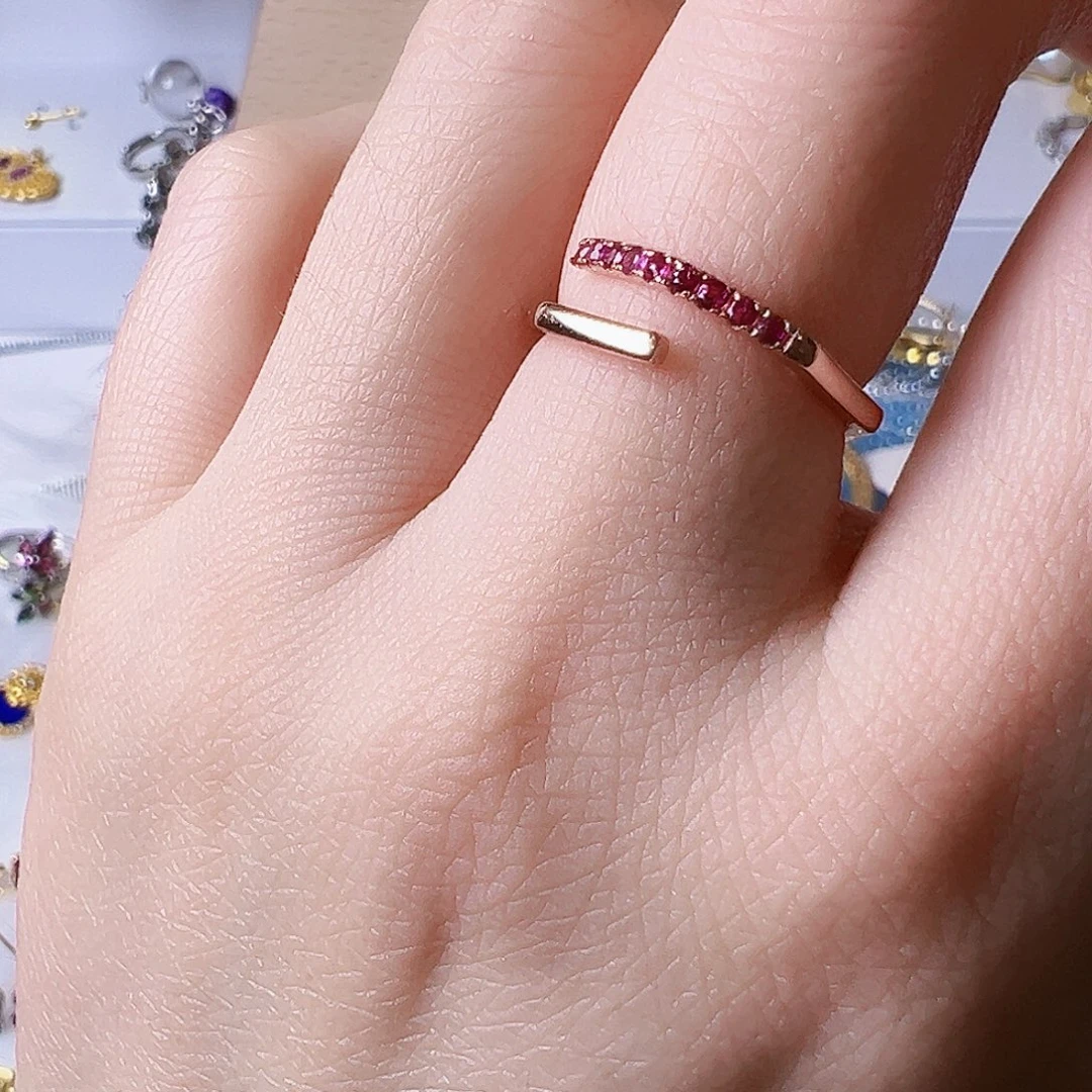 用***6银S925镶嵌戒指红宝石