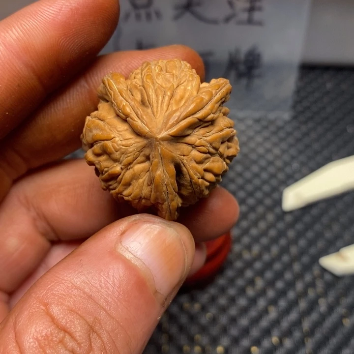 魃***弩文玩核桃吊坠文玩核桃异形单只