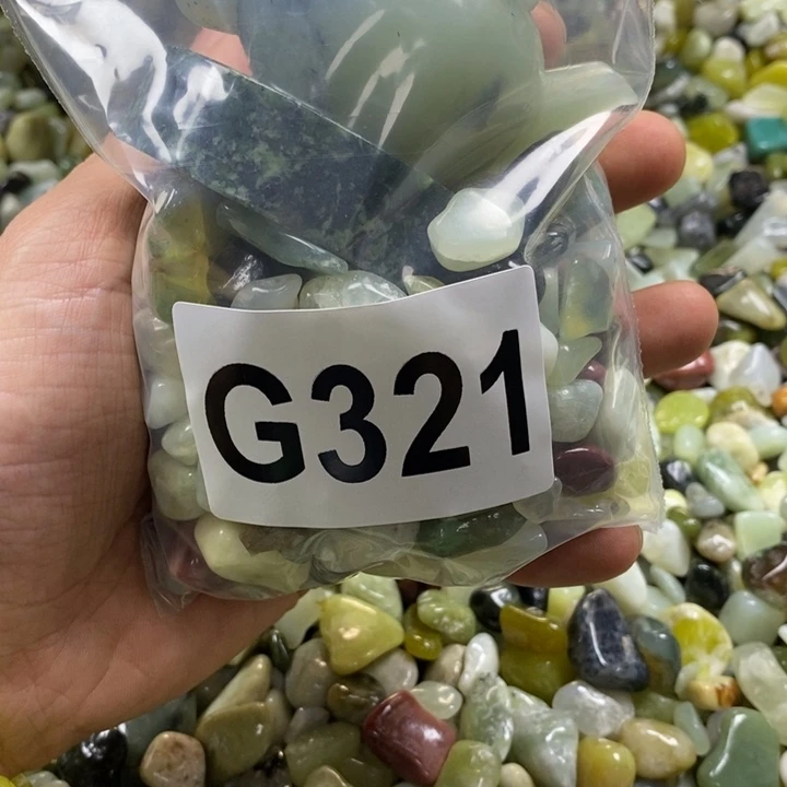 蛇纹石玉鱼缸石未镶嵌