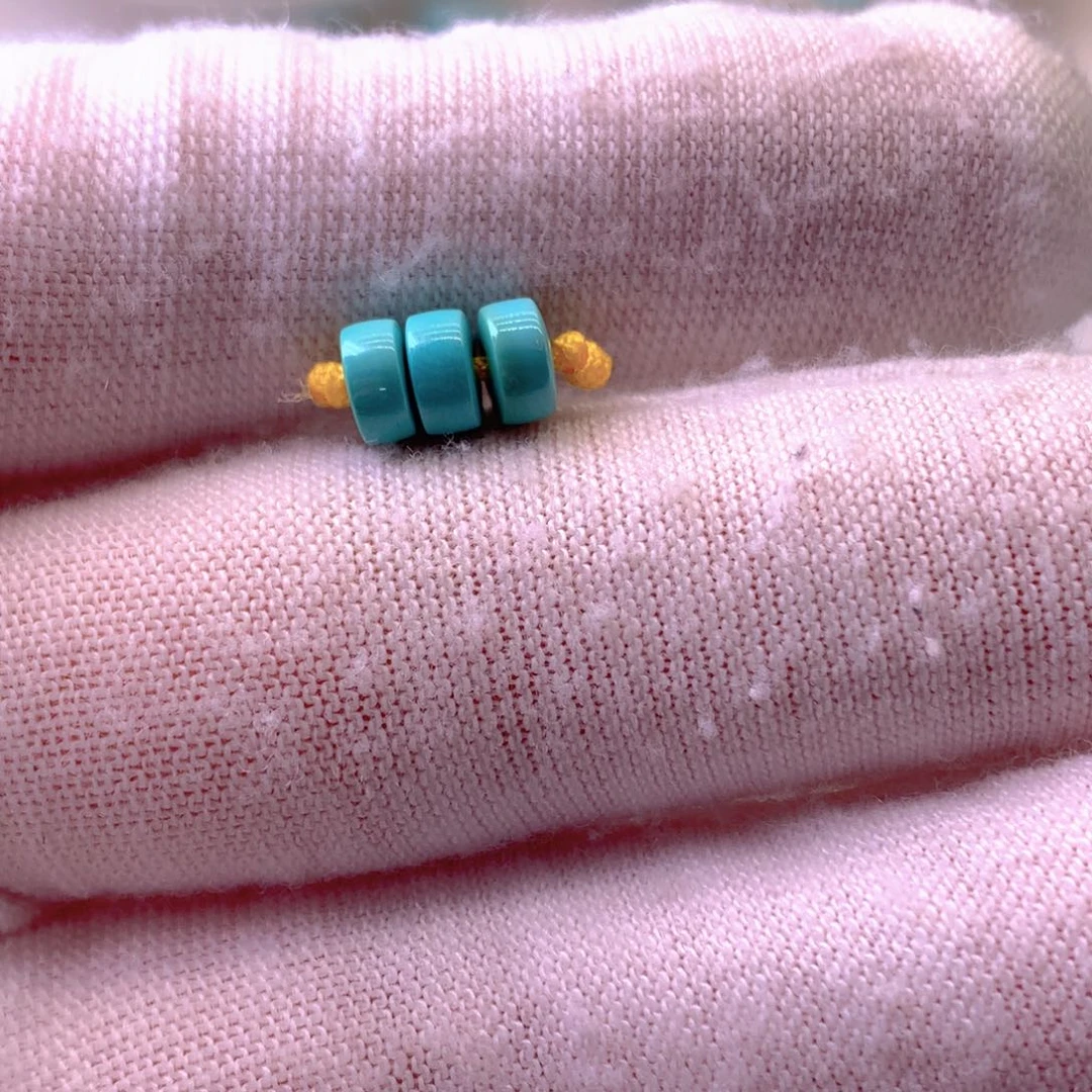 绿松石未镶嵌挂件