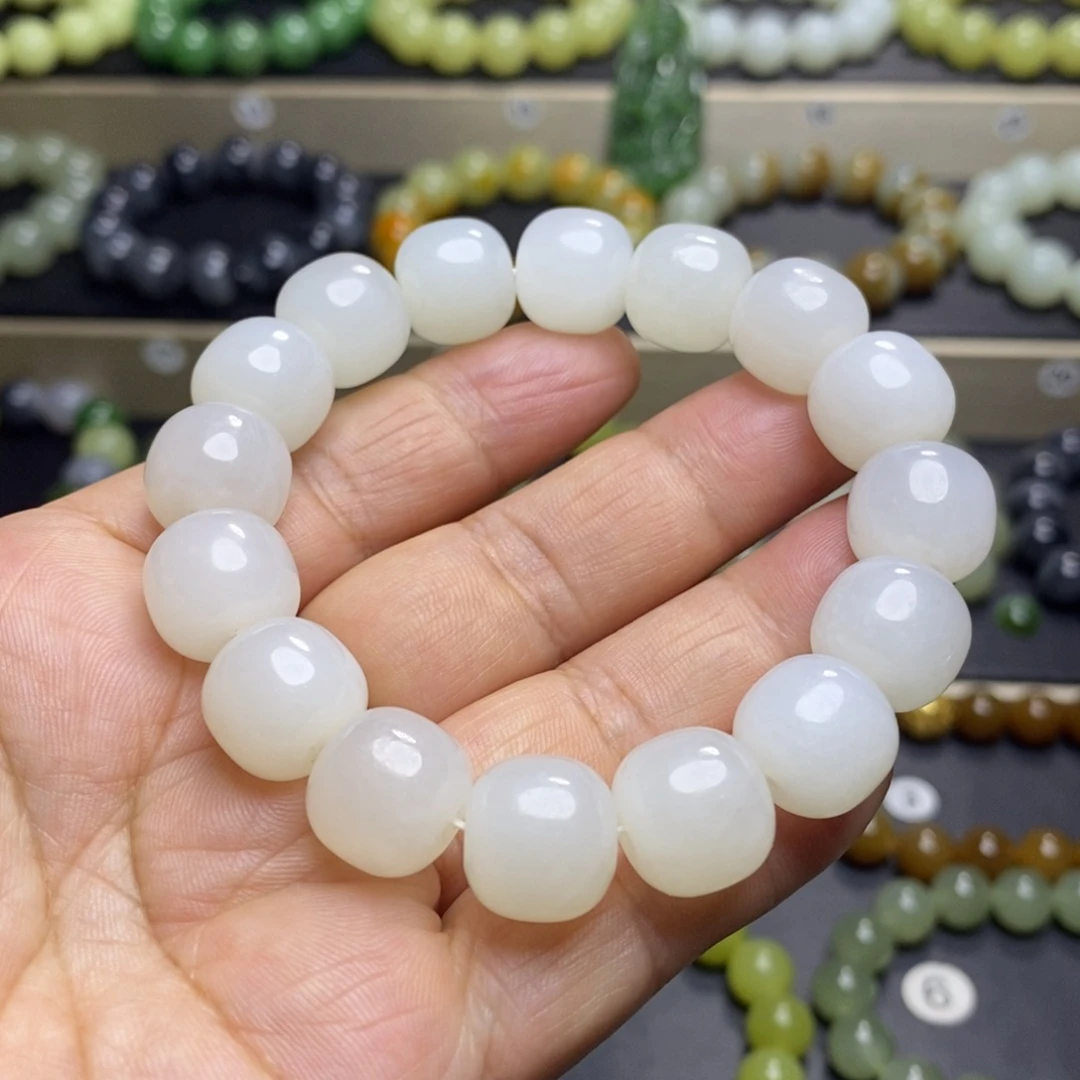 和田玉未镶嵌手串