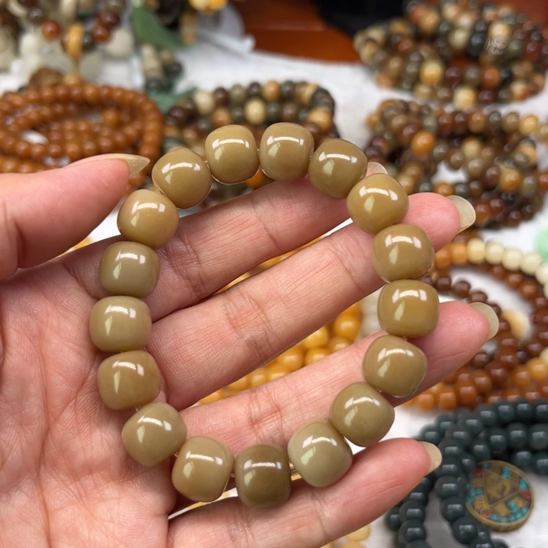 吊坠菩提根/象牙果