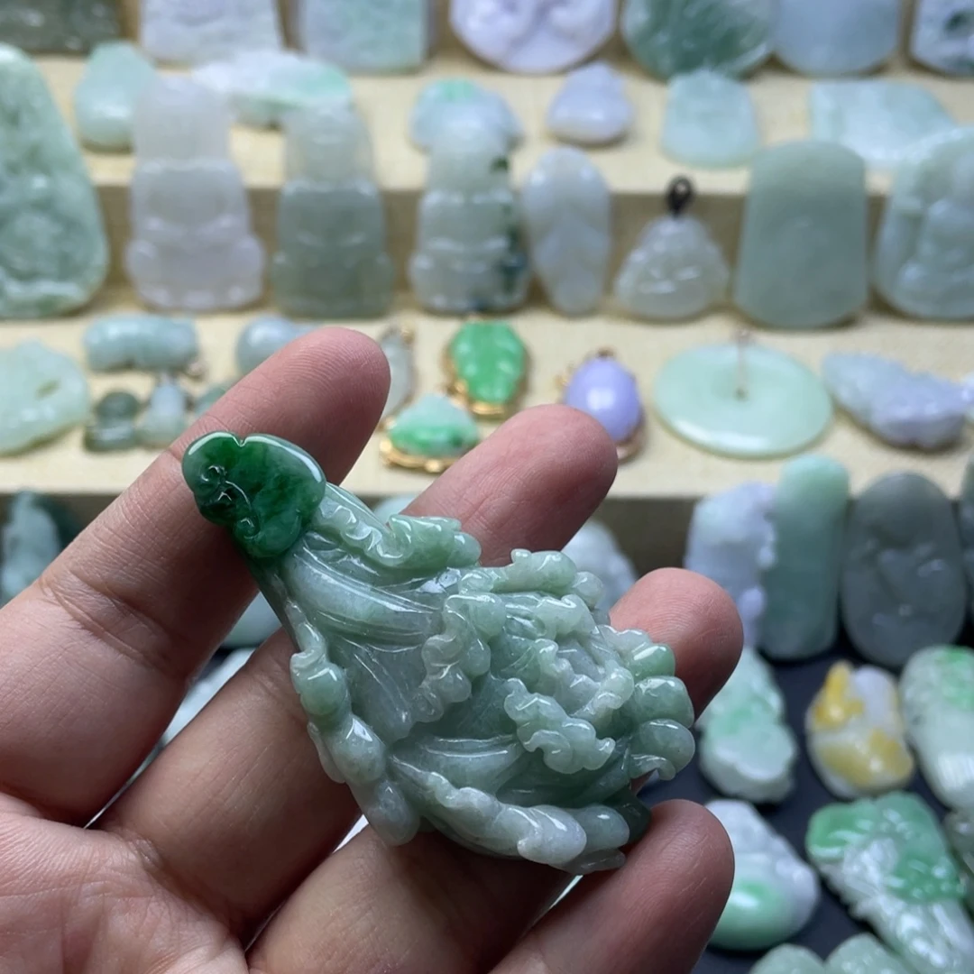 翡翠未镶嵌颈饰纯天然翡翠
