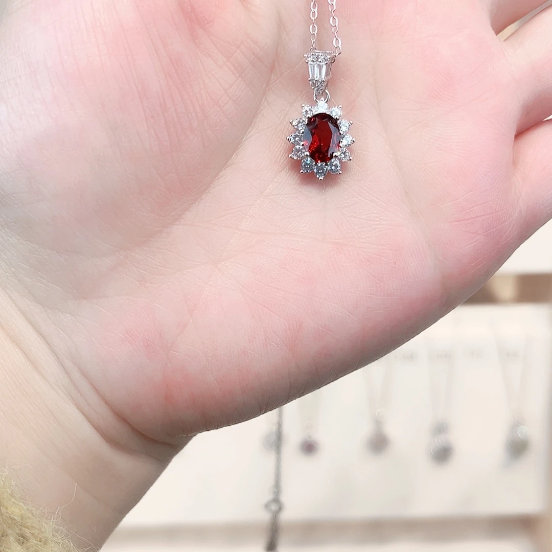 石榴石吊坠(赠链)银S925镶嵌