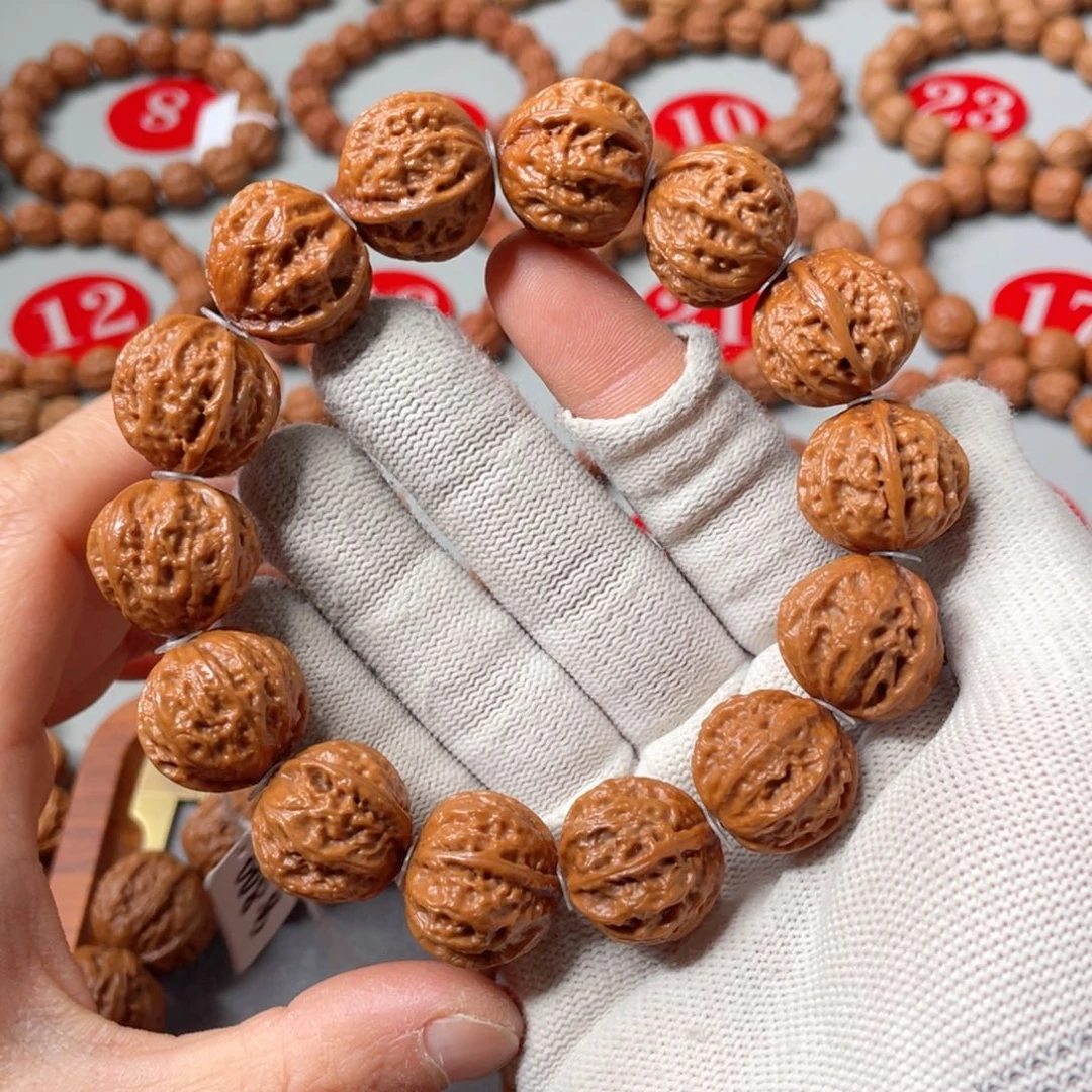 文玩核桃手串正圆含苞待放20.5mm