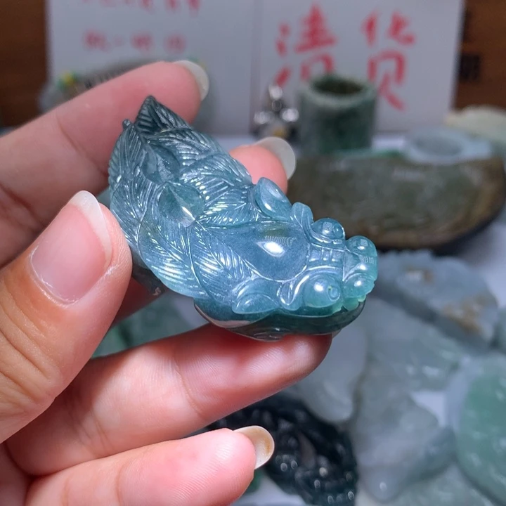 翡翠未镶嵌颈饰保真天然A货翡翠