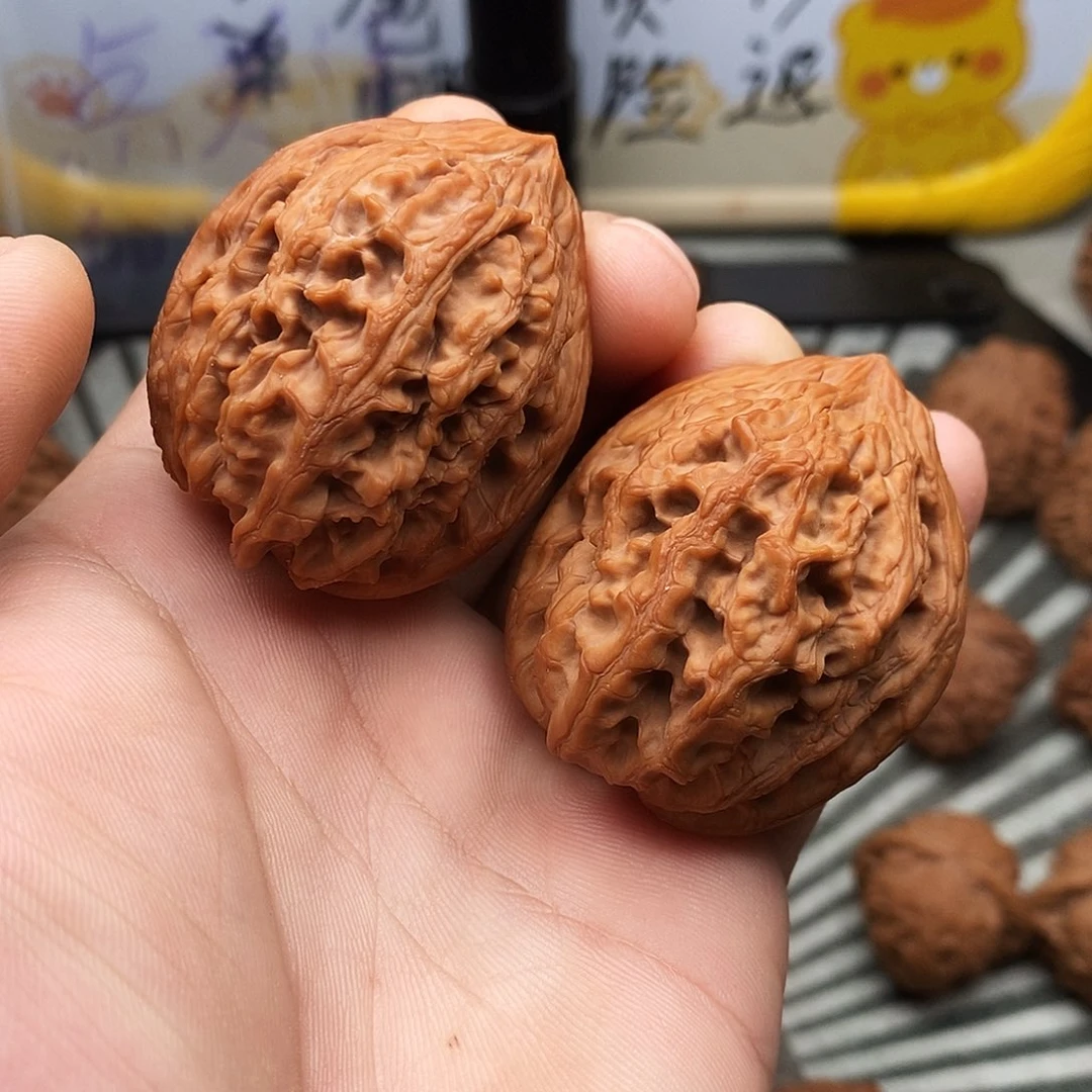 吊坠文玩核桃大孤石