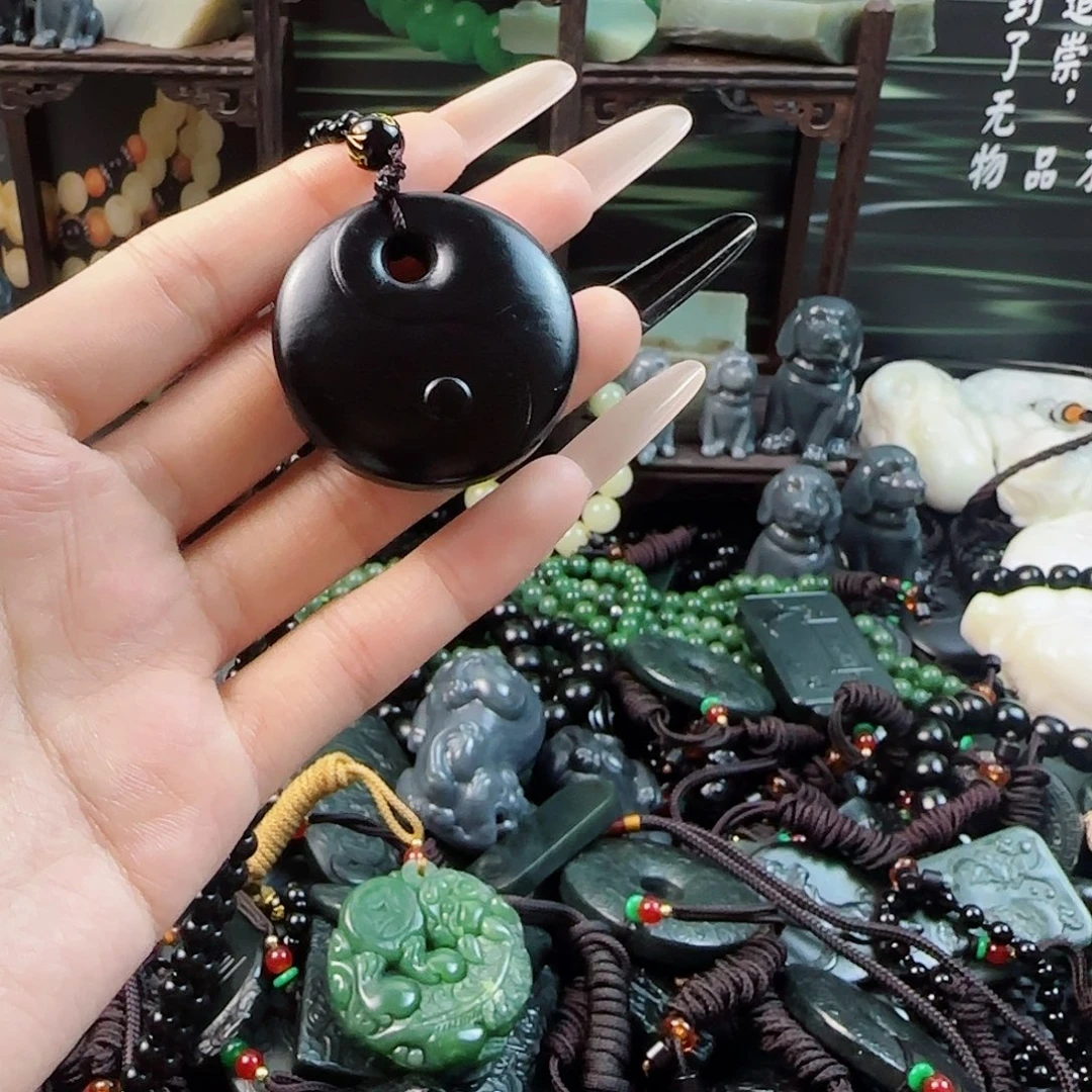 未镶嵌和田玉挂件