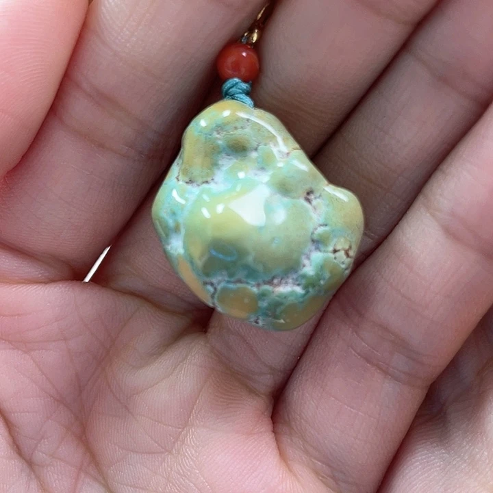 未镶嵌绿松石珠宝奇石