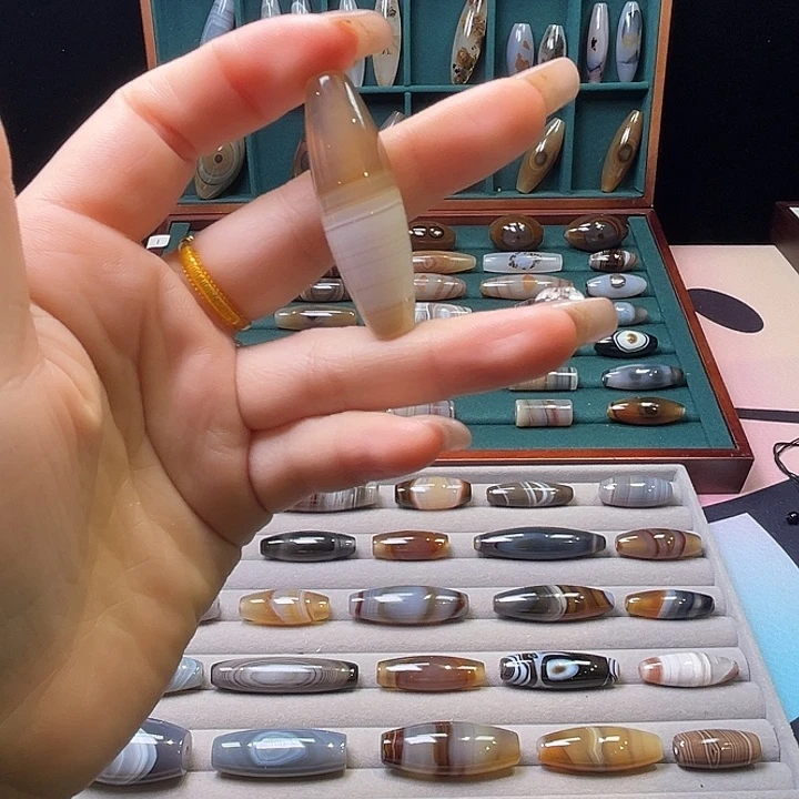 玛瑙/玉髓未镶嵌吊坠(赠链)