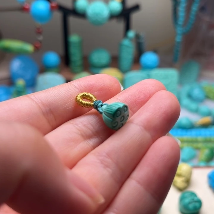 精工雕刻小莲蓬绿