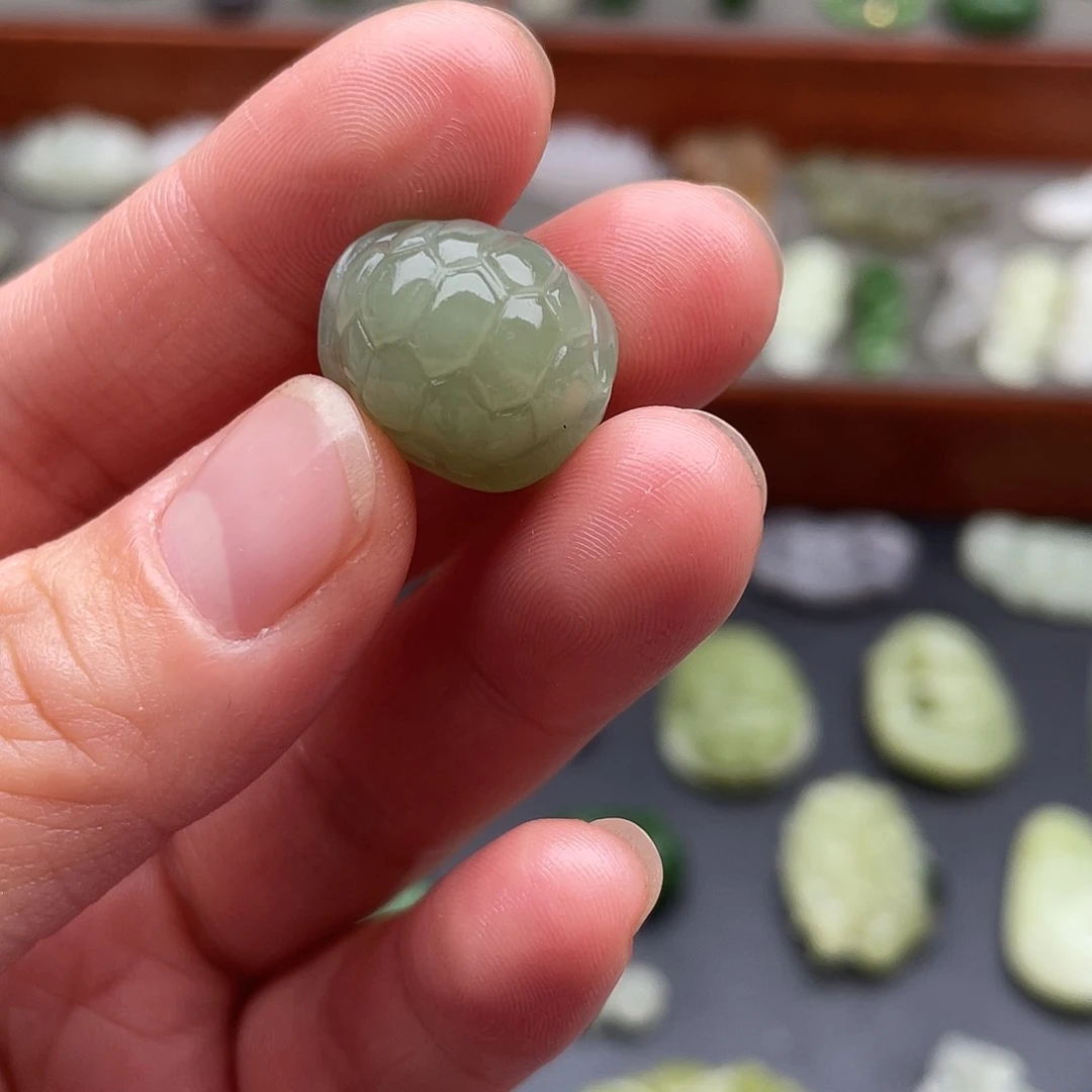 和田玉未镶嵌颈饰晴水富甲小配饰