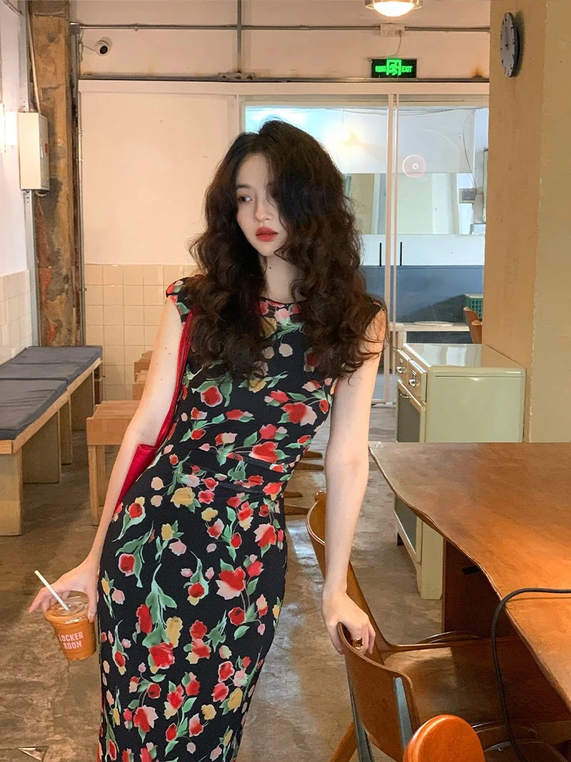 酒午自制【尽意明】法式复古黑色碎花长裙子高腰连衣裙KLF3632