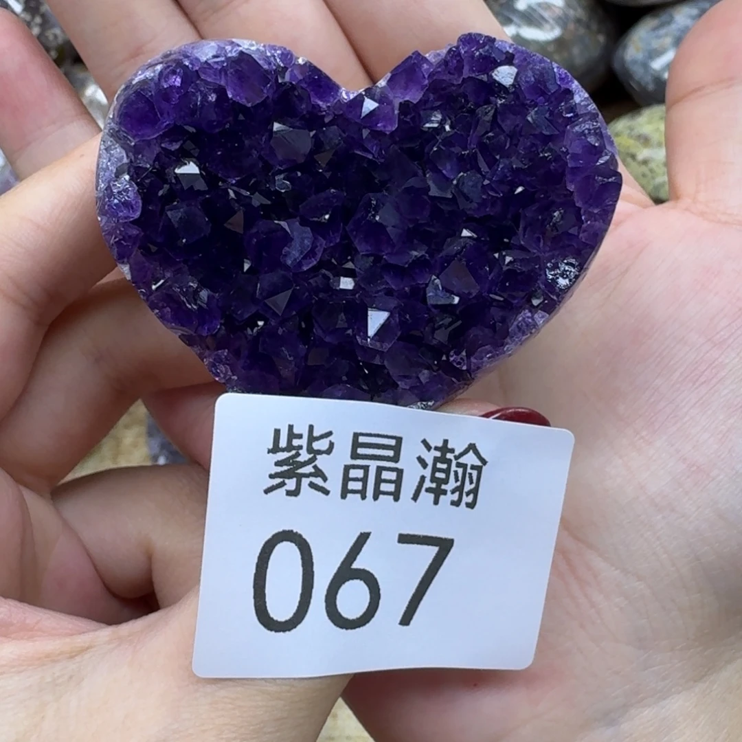 未镶嵌水晶大型摆件（非配饰）