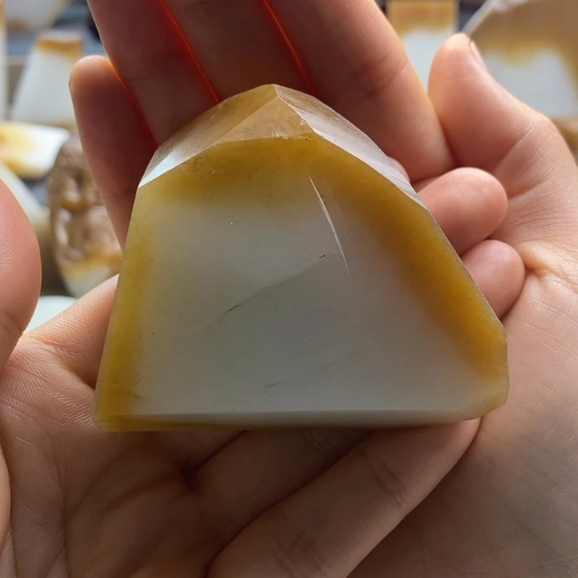【闪购商品】和田玉（糖玉）颈饰未镶嵌合****纺