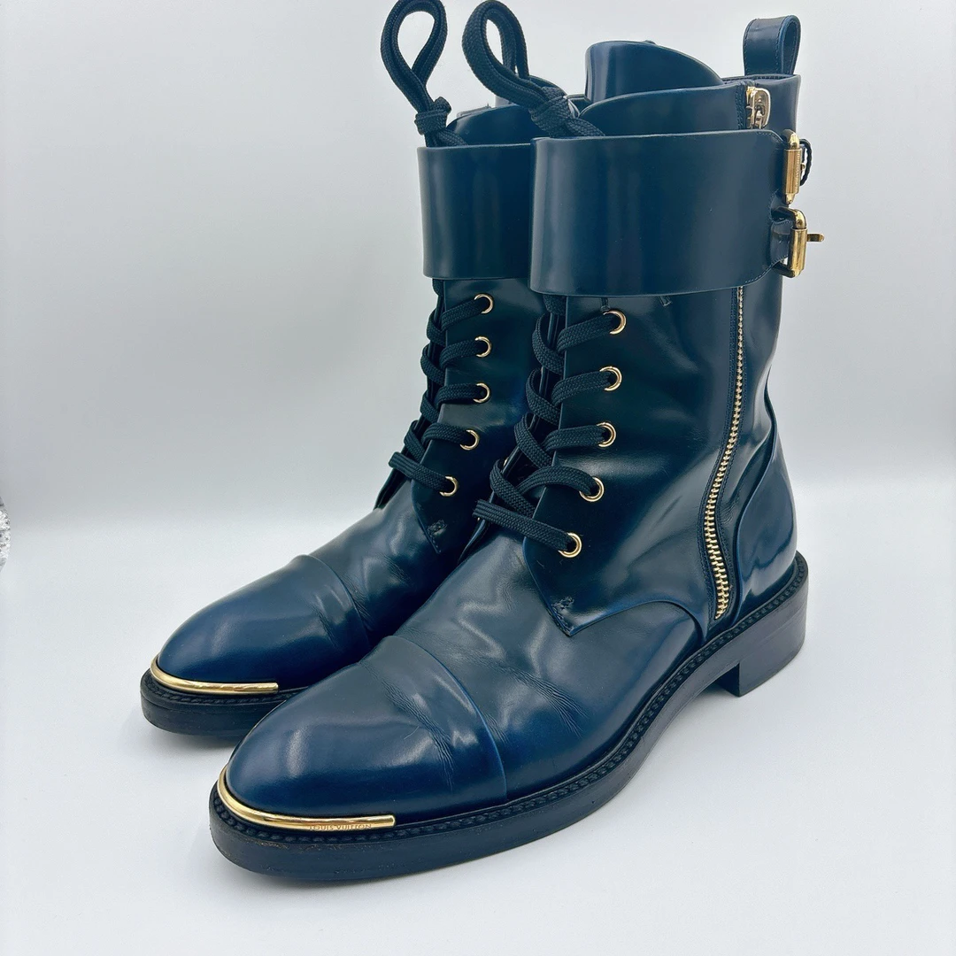 95新 LouisVuitton/路易威登 37码/藏蓝色绑带款平底靴/BM00061