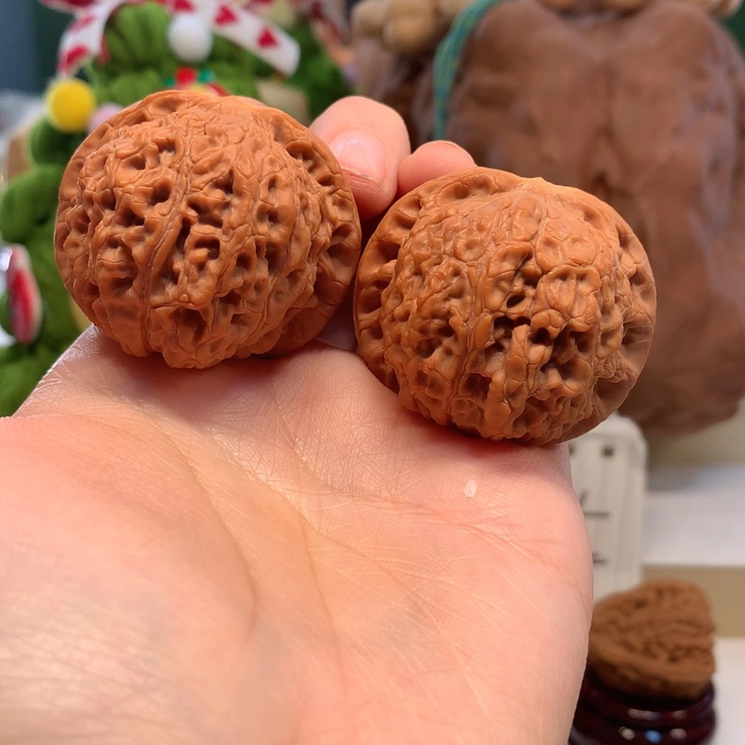 京***哥吊坠桃核44尺血麒麟